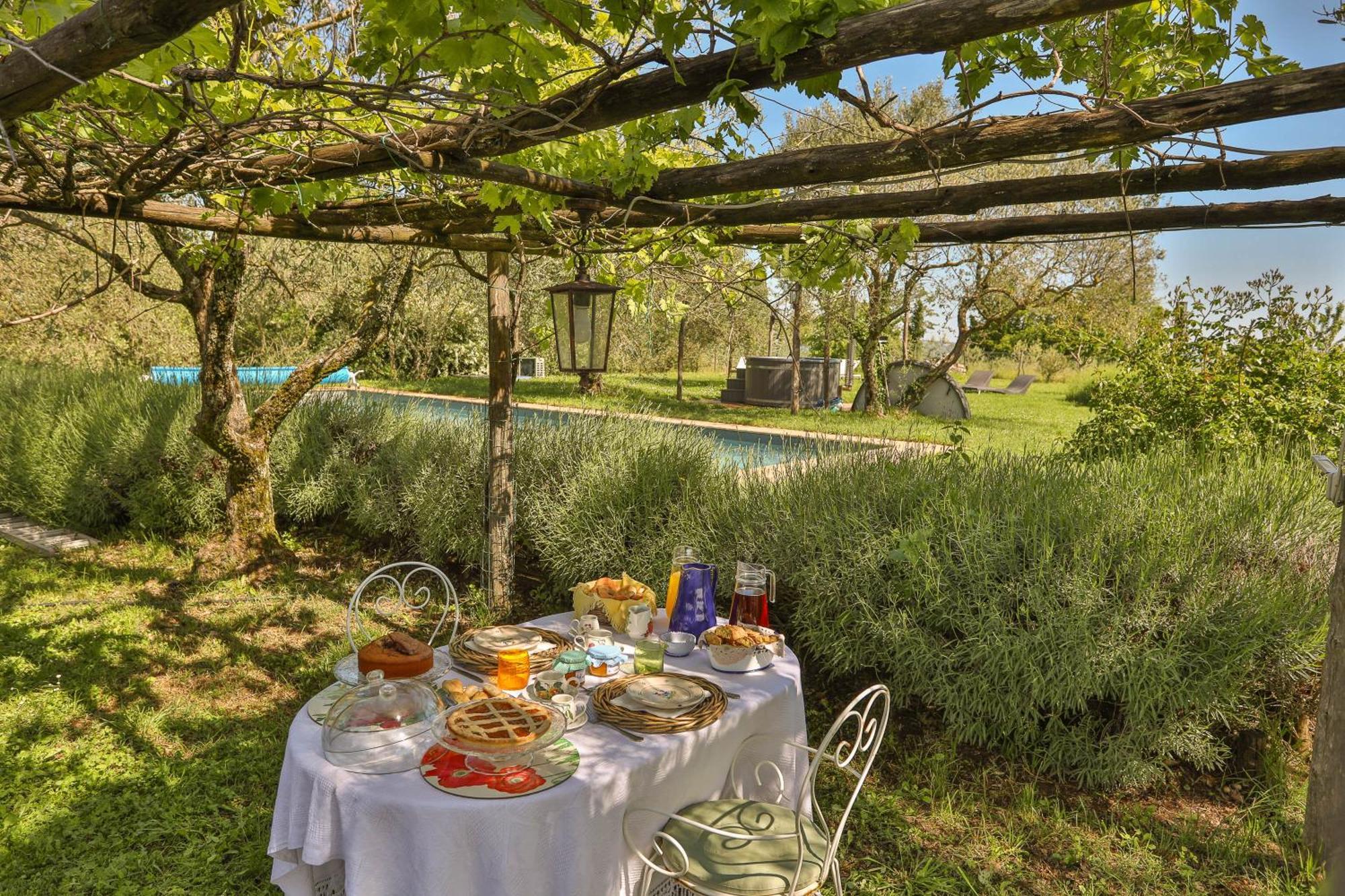 Agriturismo La Cervaiola Piccola Dimora Di Campagna Porano Exterior photo
